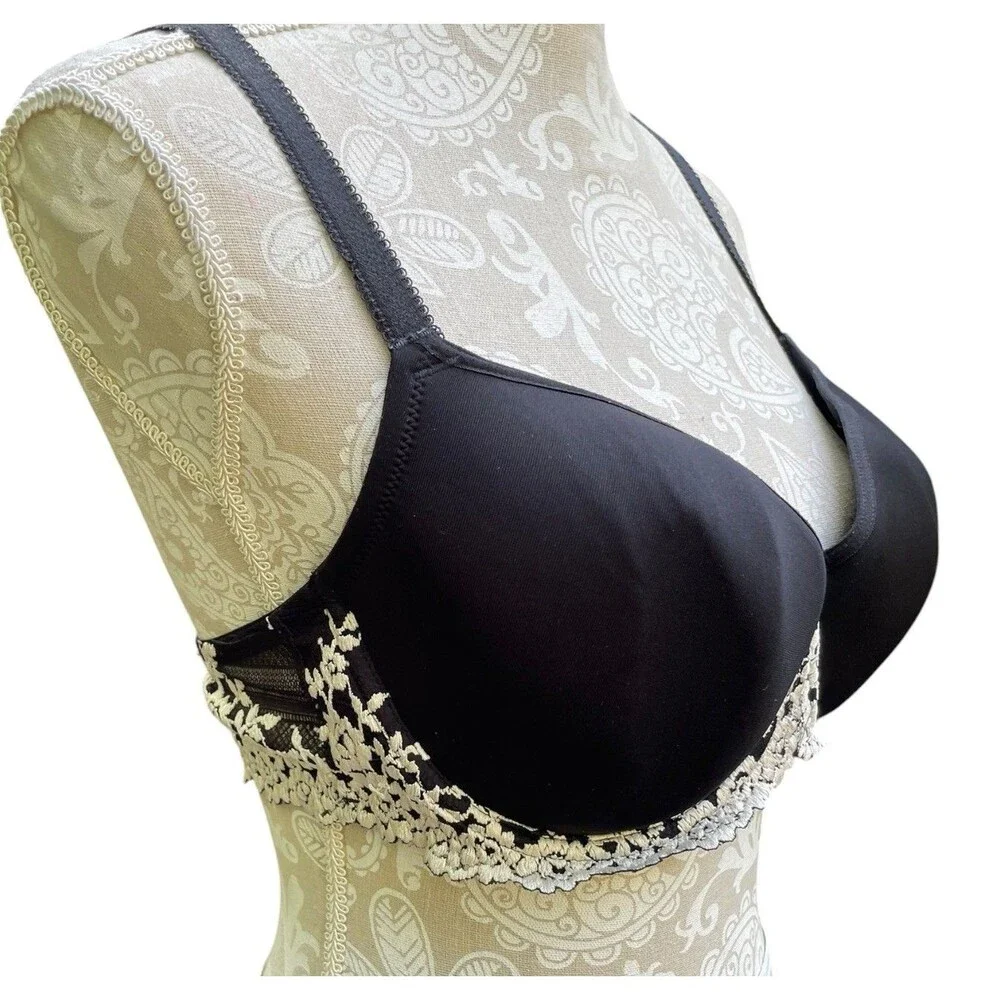 Wacoal 38C Embrace Contour Underwire Bra 853191 Black Cream Lace Floral